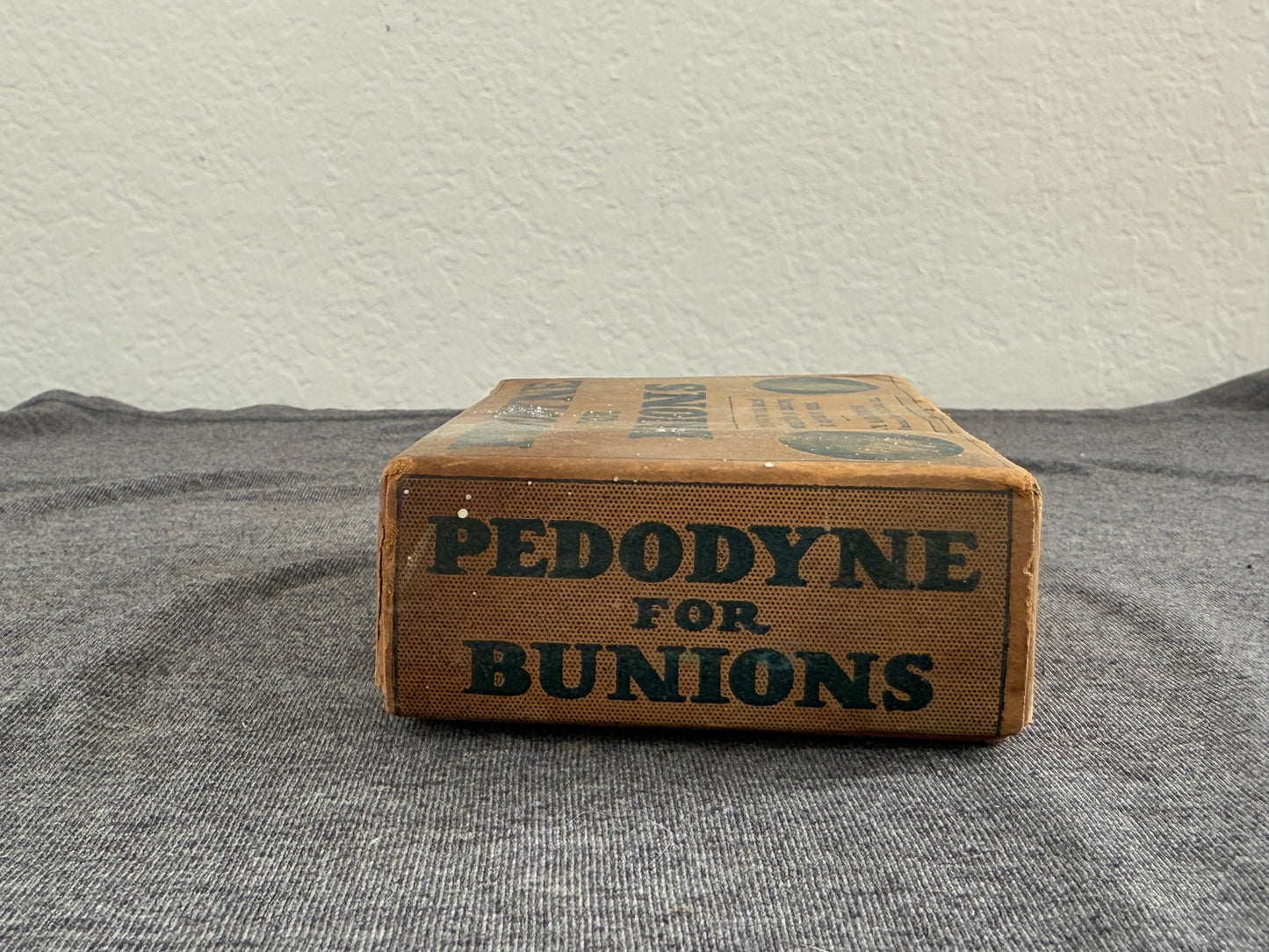 Vintage Pedodyne Bunion Treatment Box