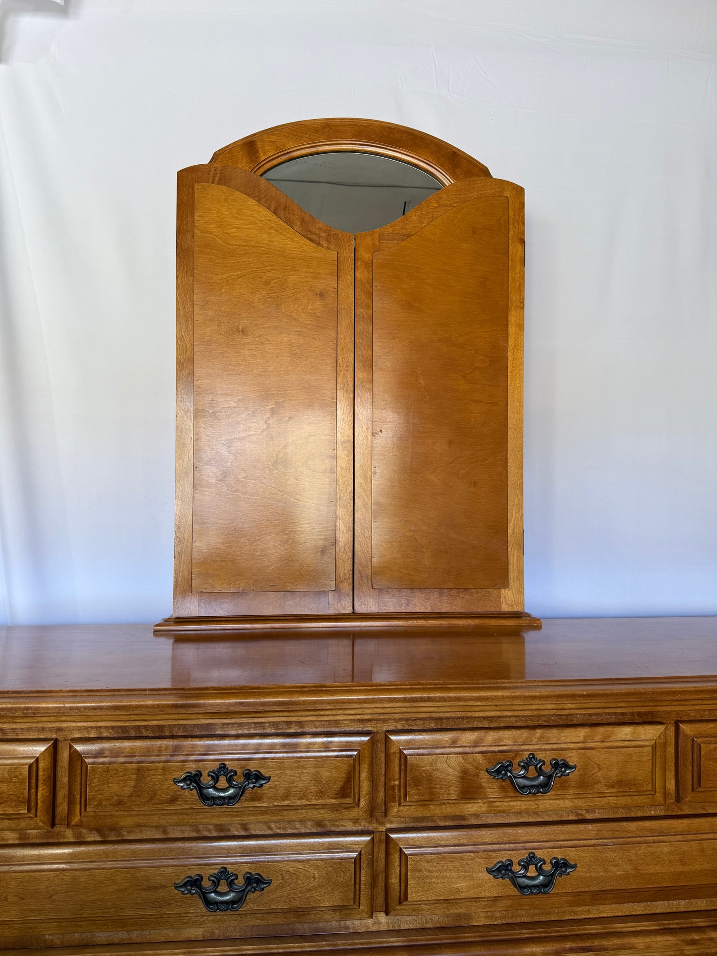 Maple Dresser With Matching Triptych Mirror