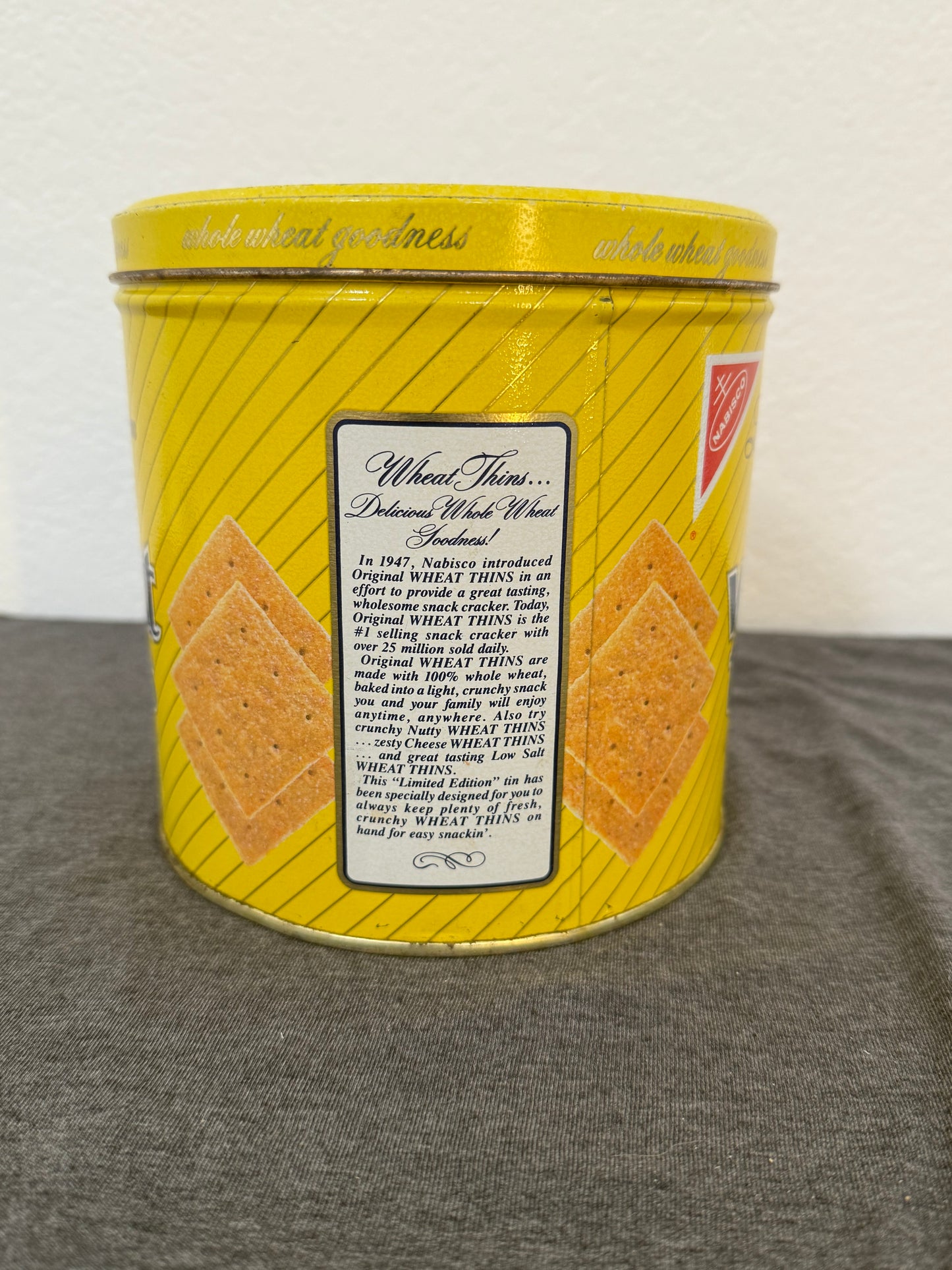 1987 Nabisco Wheat Thins Promotional Tin