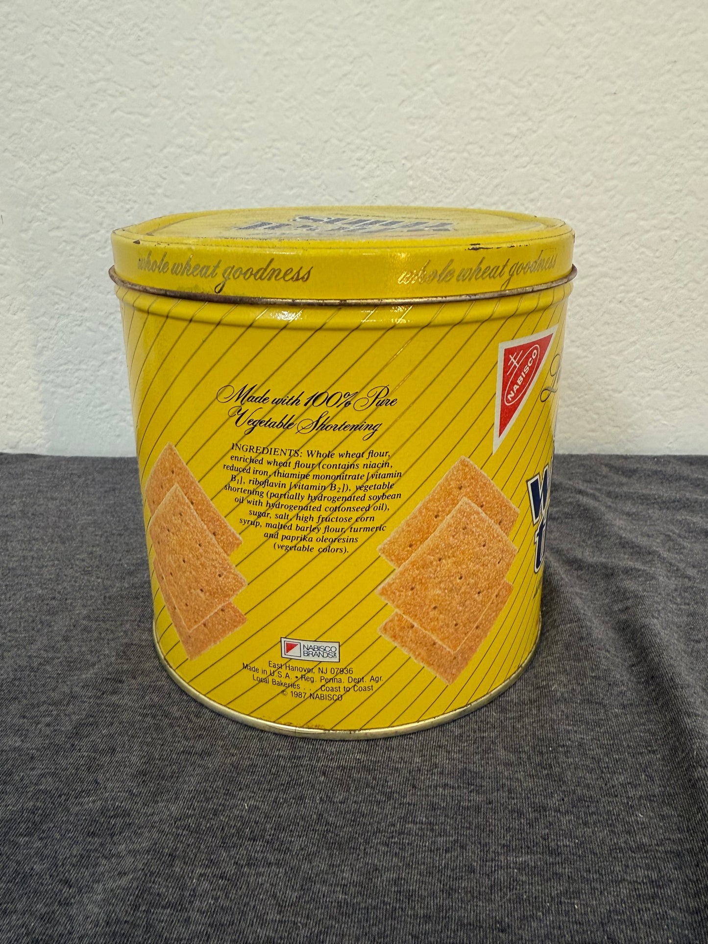 1987 Nabisco Wheat Thins Promotional Tin