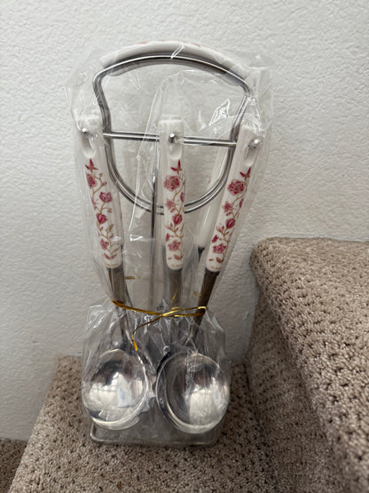 Silby Floral 6 Piece Kitchen Utensil Set with Holder Brand New in Box