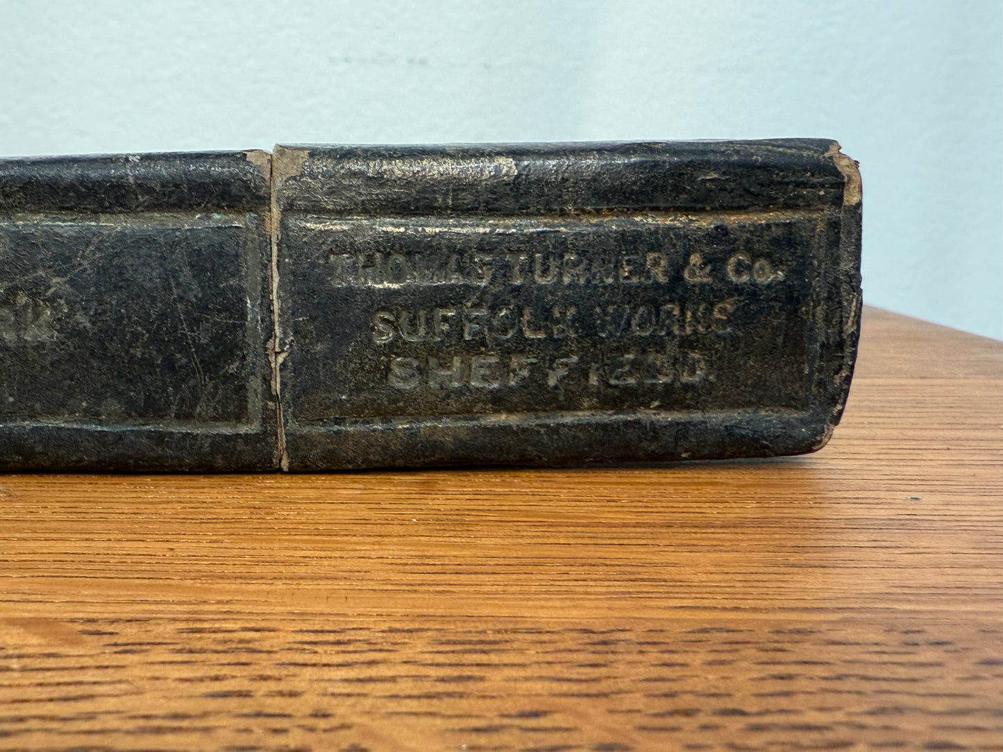 Antique Thomas Turner & Co. Straight Razor Box