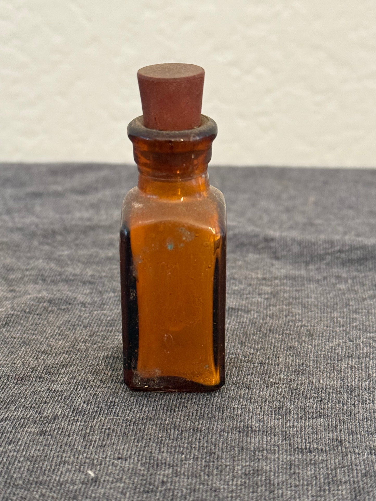 Antique Amber Glass Medicine Bottle 1880-1920