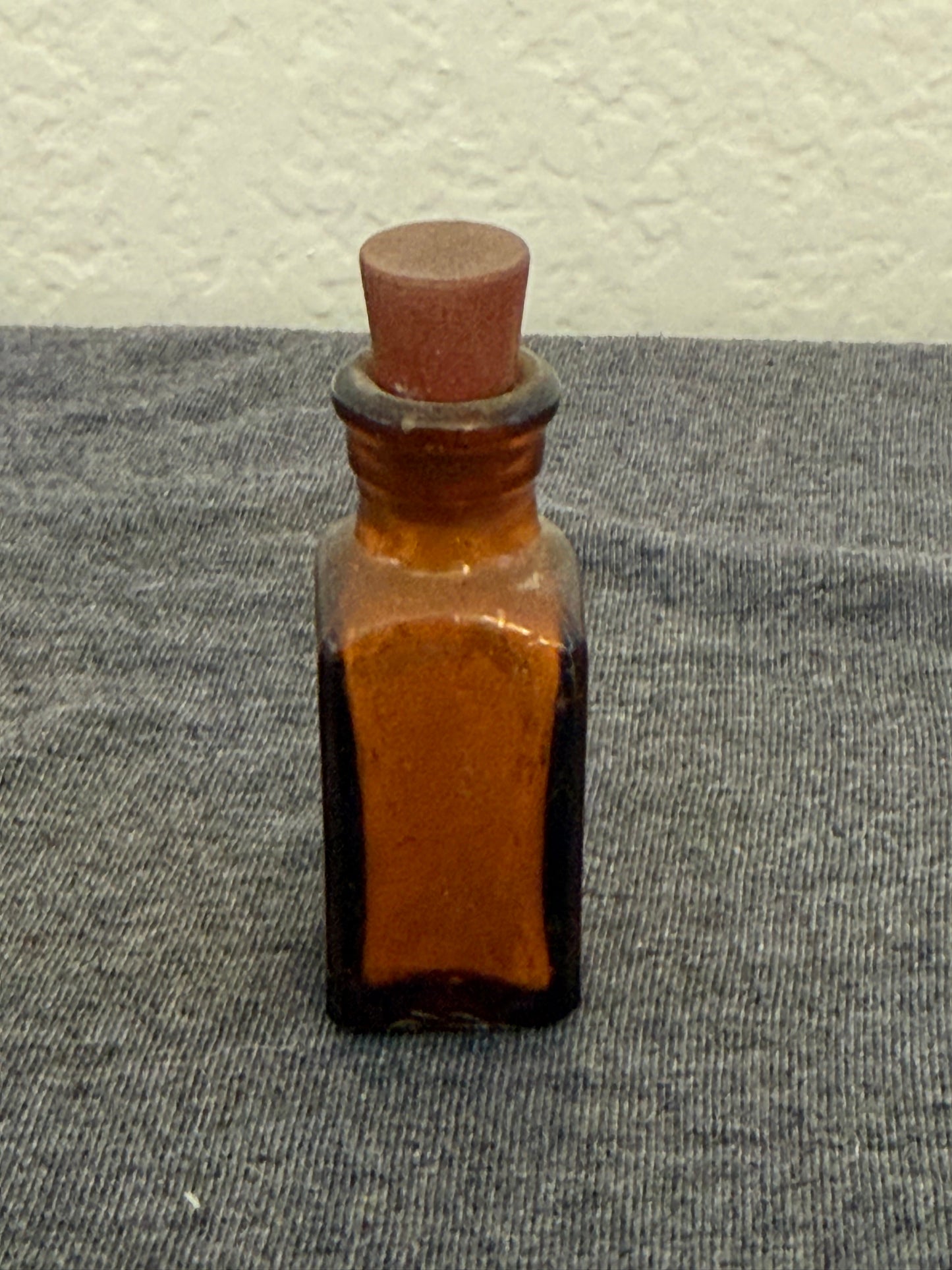 Antique Amber Glass Medicine Bottle 1880-1920