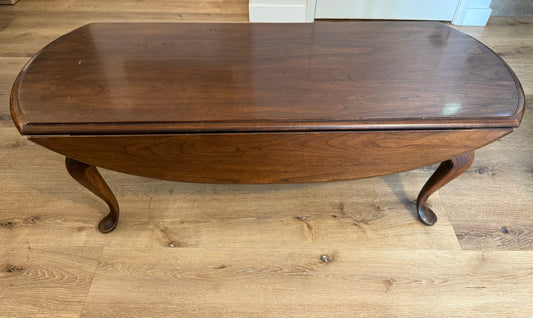 Vintage Queen Anne Style Oval Drop-Leaf Coffee Table