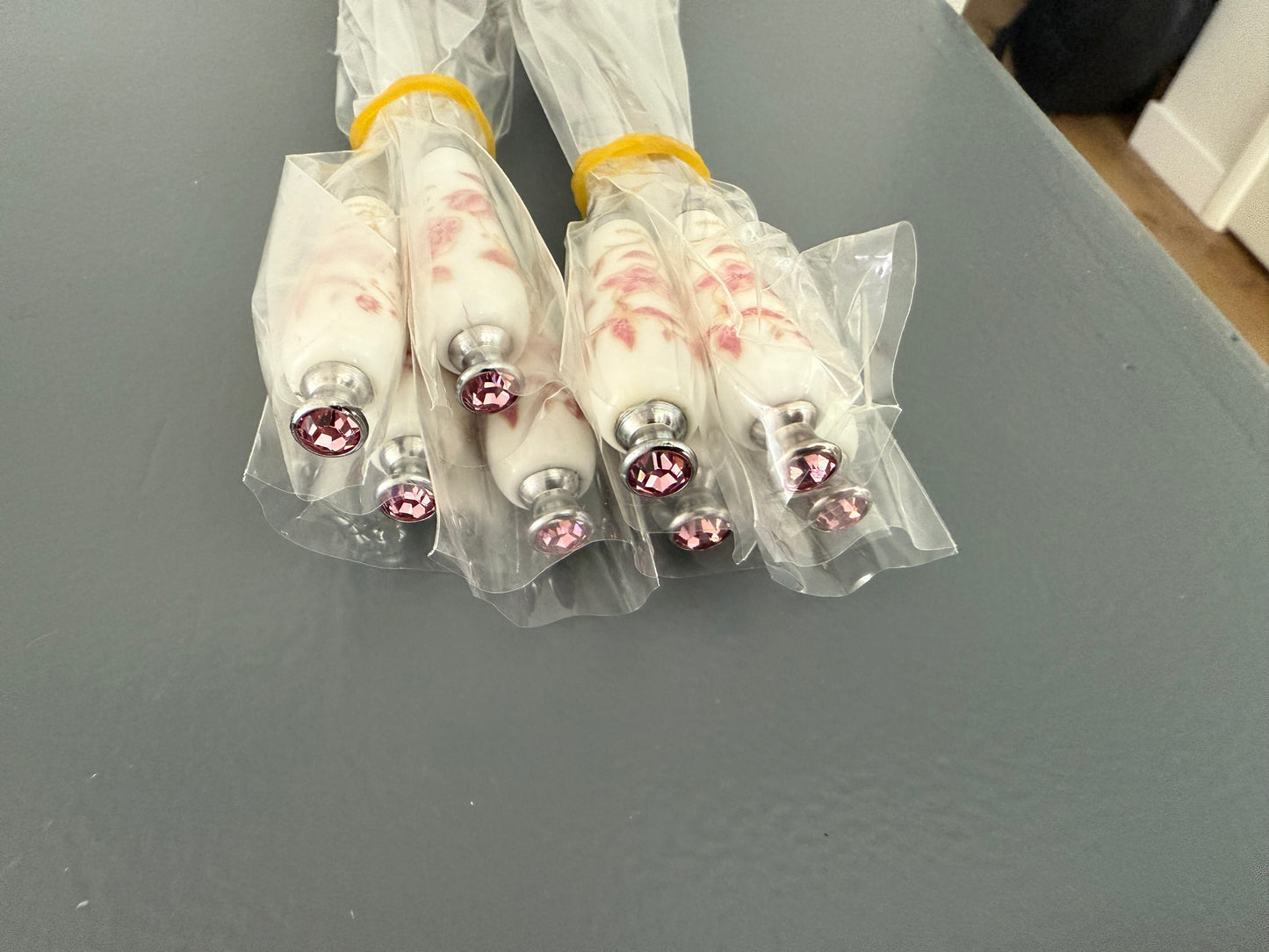 Silby Floral 4 Teaspoons & 4 Tea Forks with Holder Brand New in Box