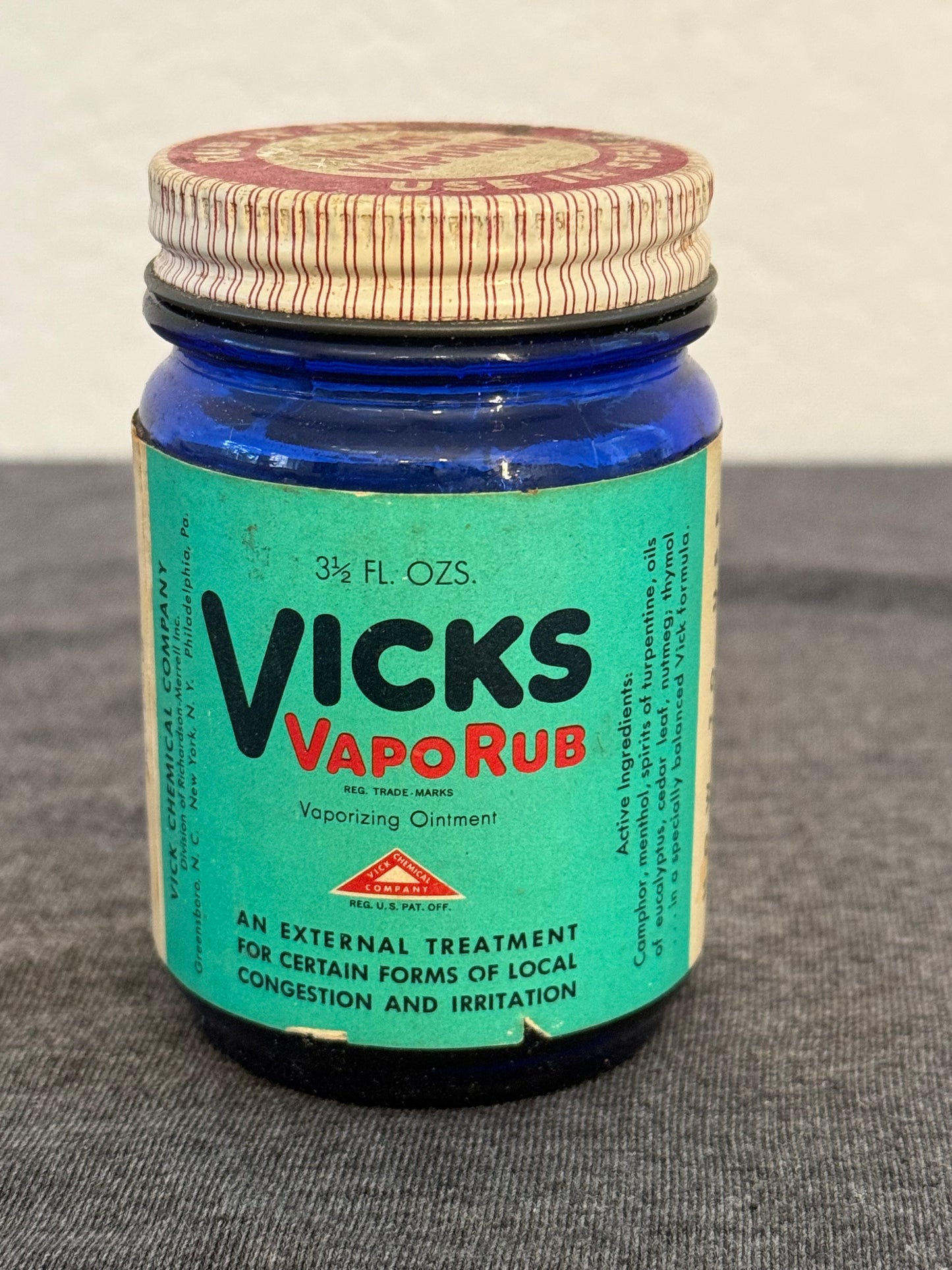 Vintage Vicks VapoRub Jar
