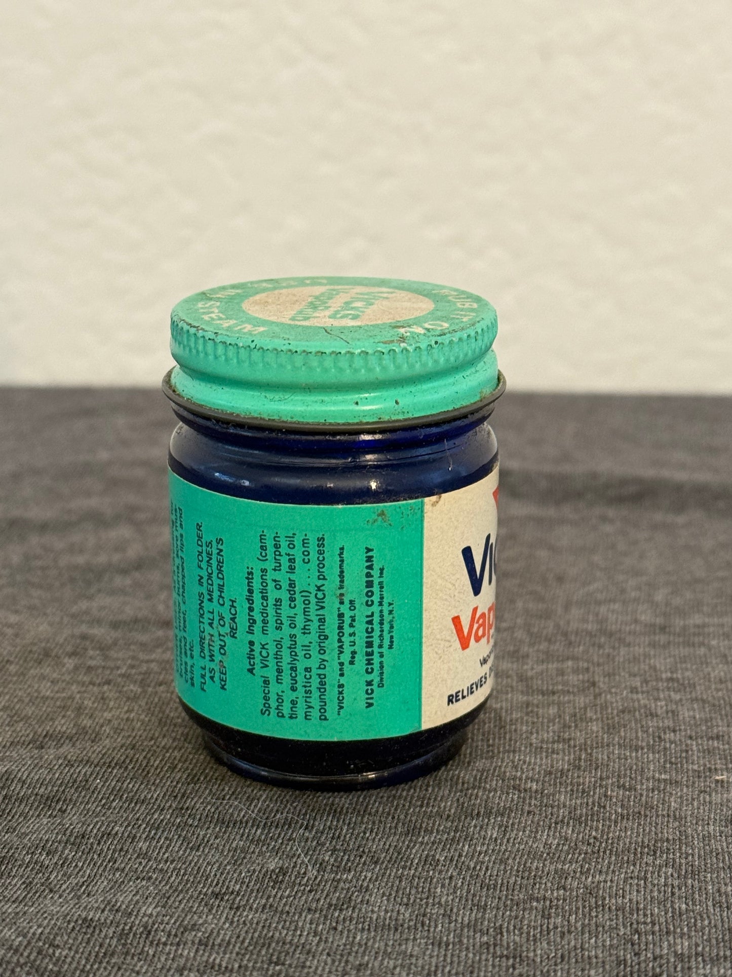 Vintage Vicks VapoRub Jar